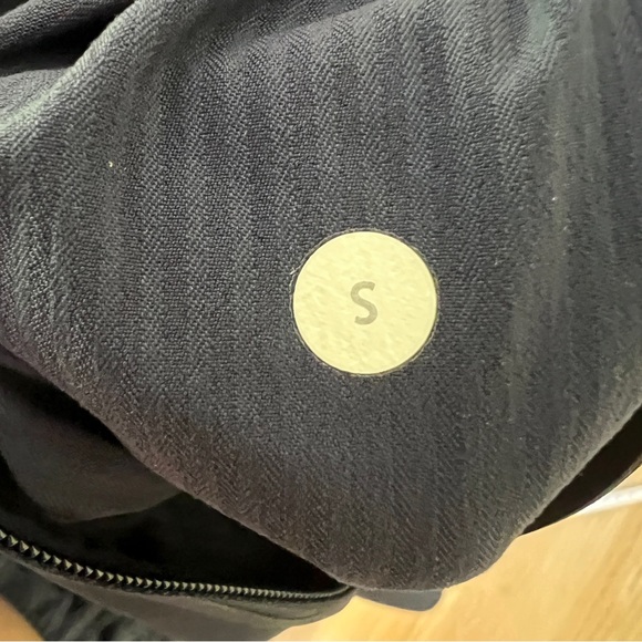 Men's lululemon Navy Jacket sport blazer size small - Picture 12 of 12